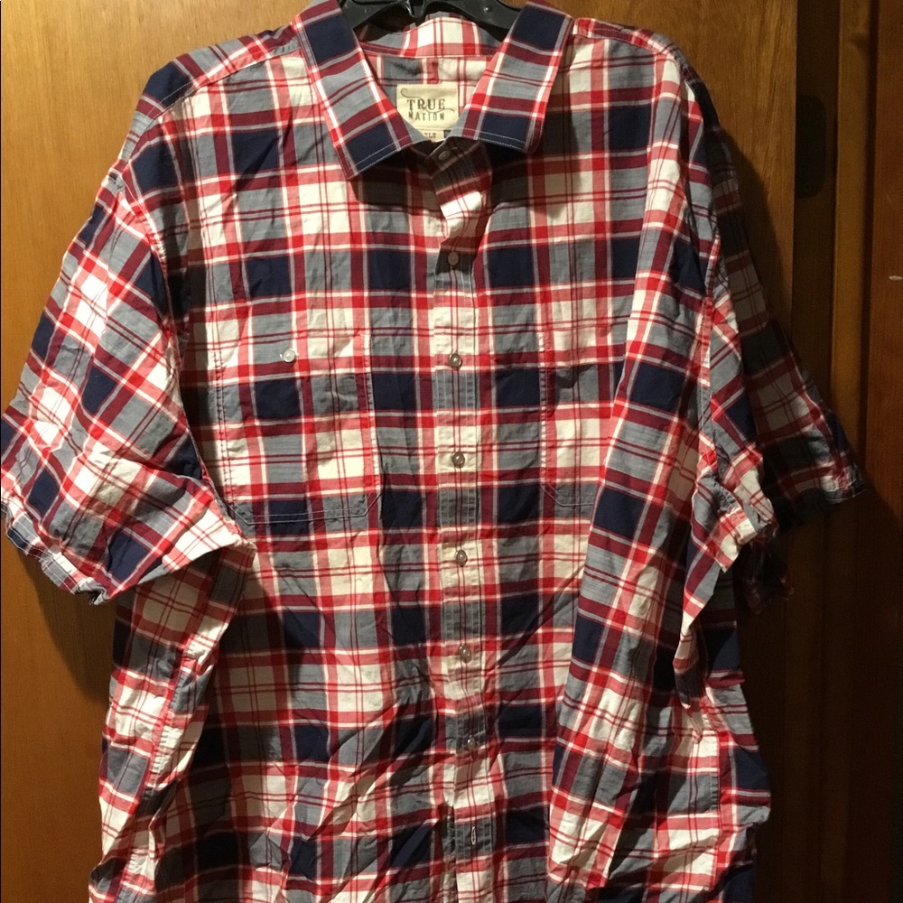Men’s Short-sleeve plaid casual shirt. 4x